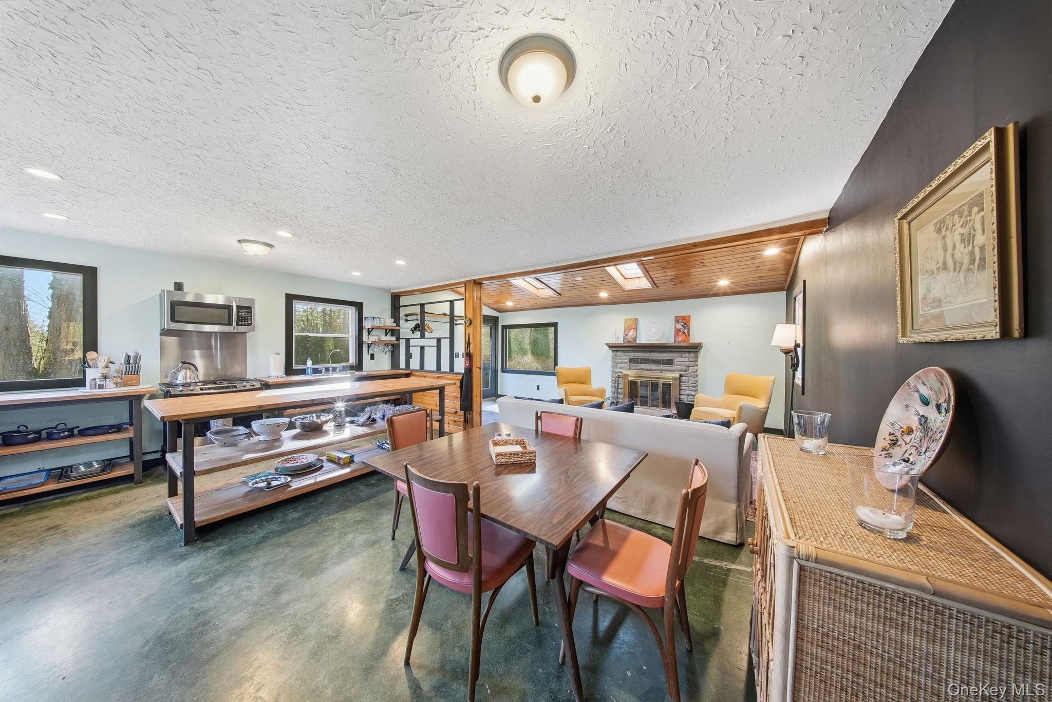 136 Yulan Barryville Road, Barryville, NY 12719