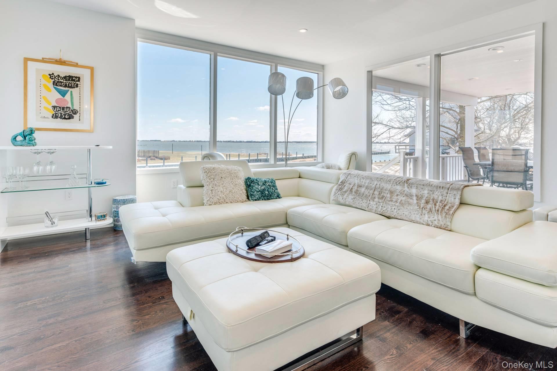 22 Stokes Road, Remsenburg, NY 11960