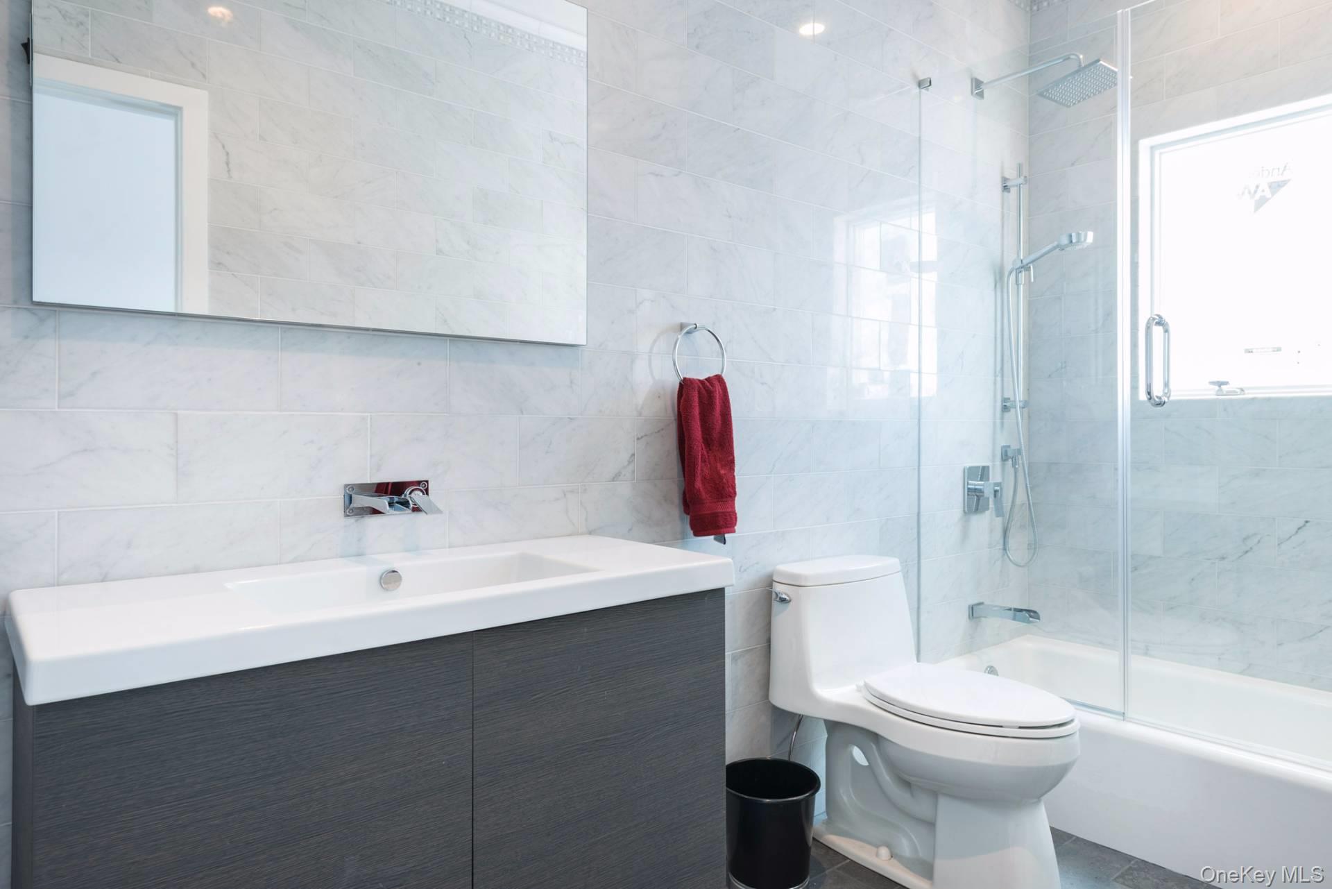 22 Stokes Road, Remsenburg, NY 11960