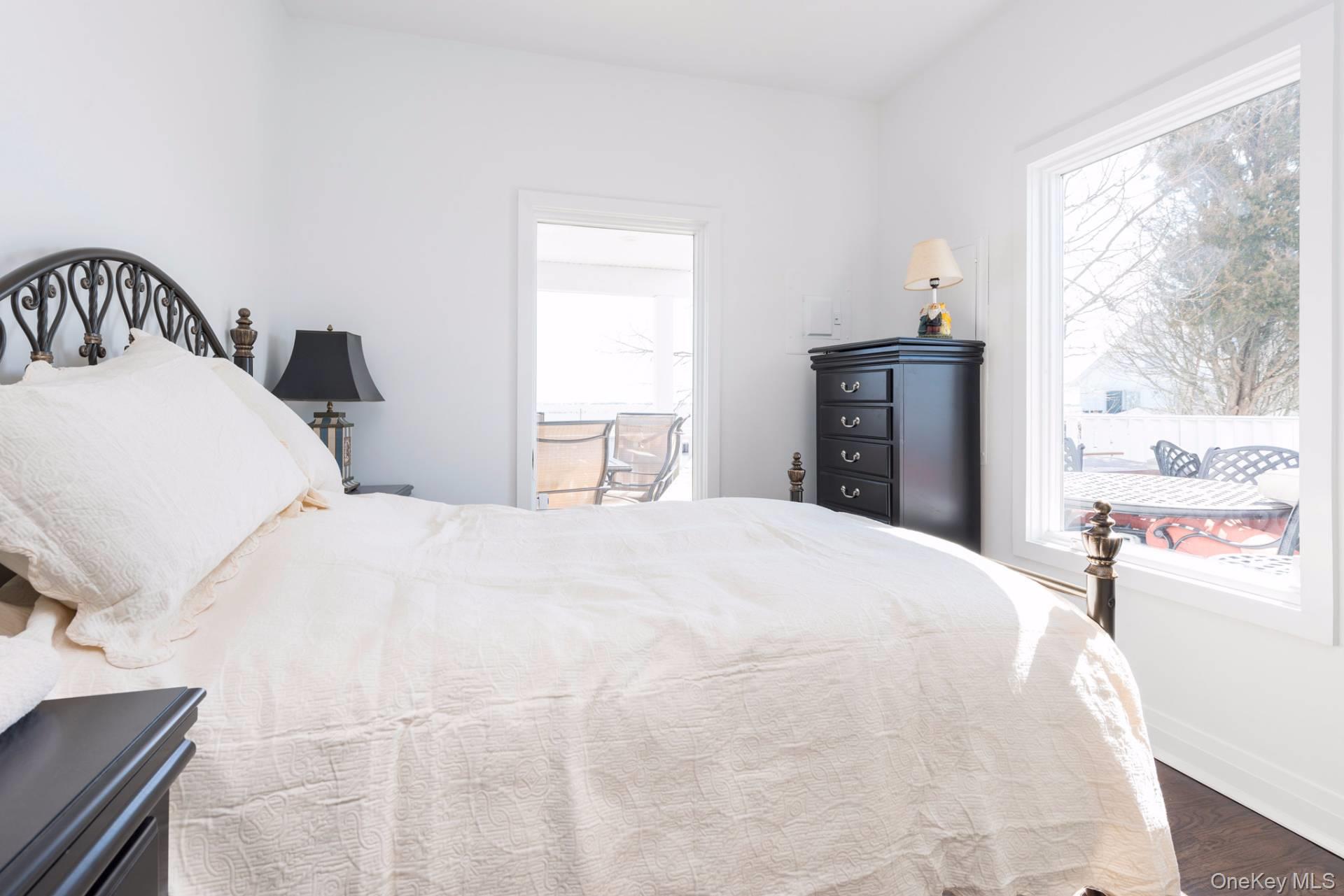 22 Stokes Road, Remsenburg, NY 11960