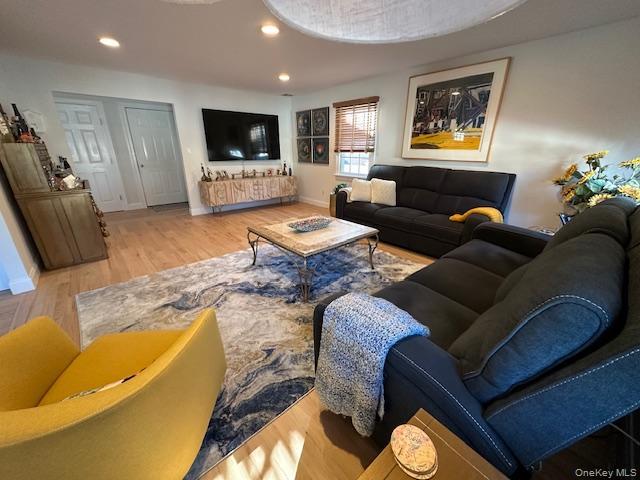 2 Mountain Avenue, Bayville, NY 11709