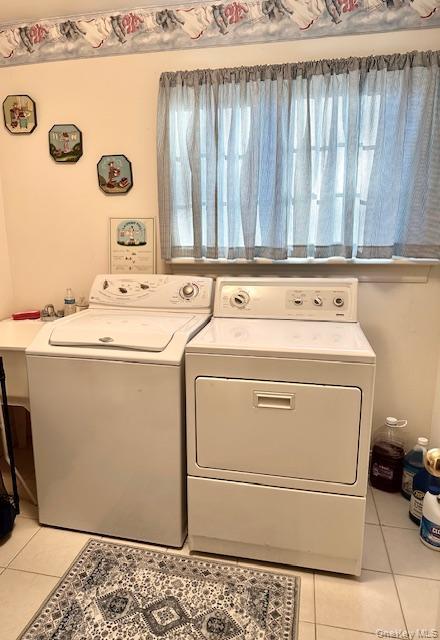 2 Mountain Avenue, Bayville, NY 11709