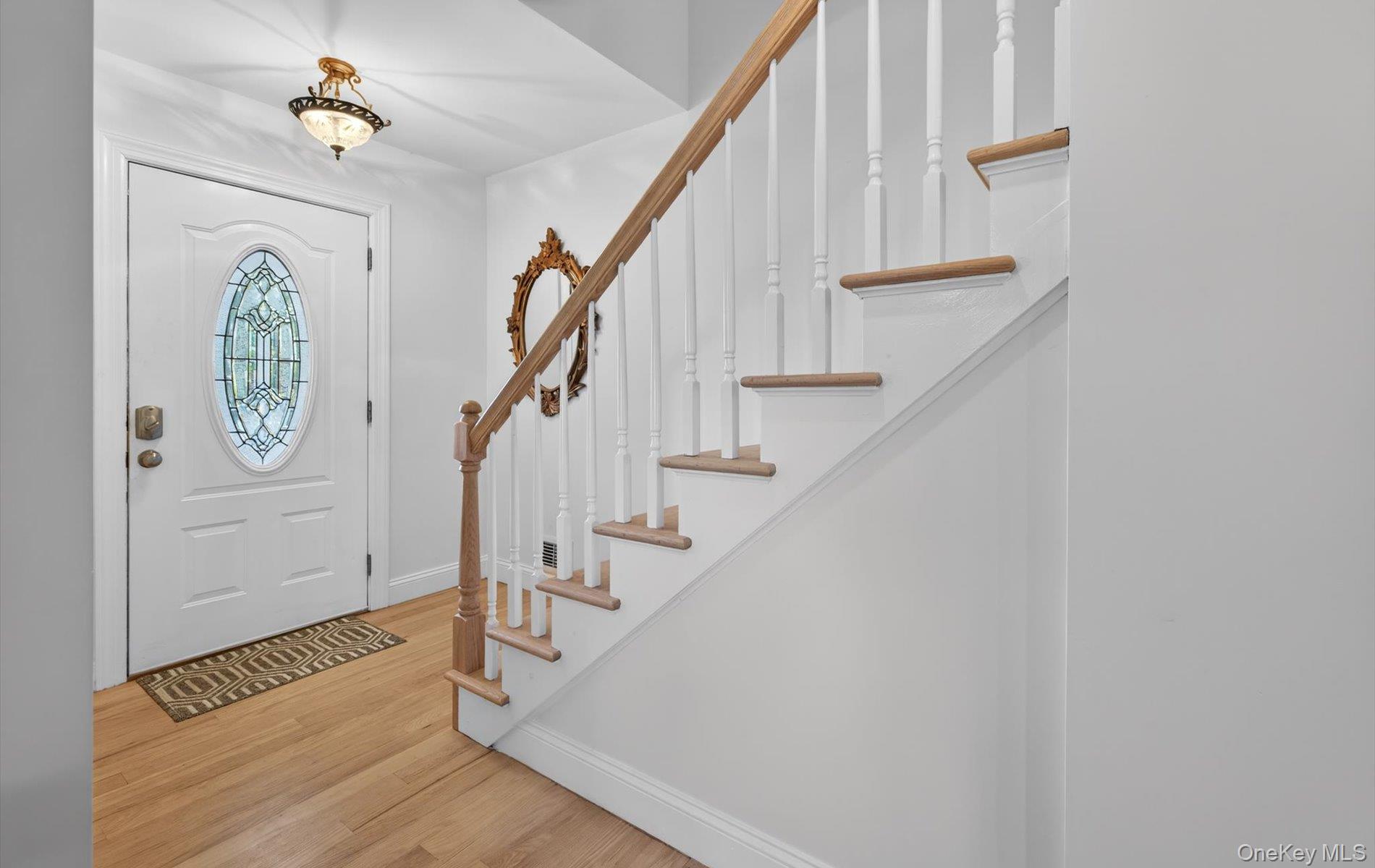 2 Mountain Avenue, Bayville, NY 11709