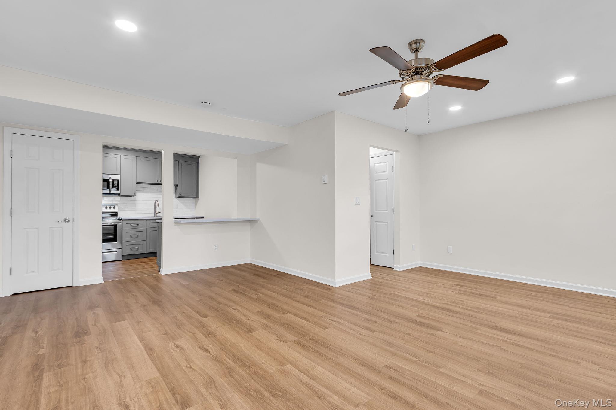 17 HASTINGS # B, Yorktown Heights, NY 10598