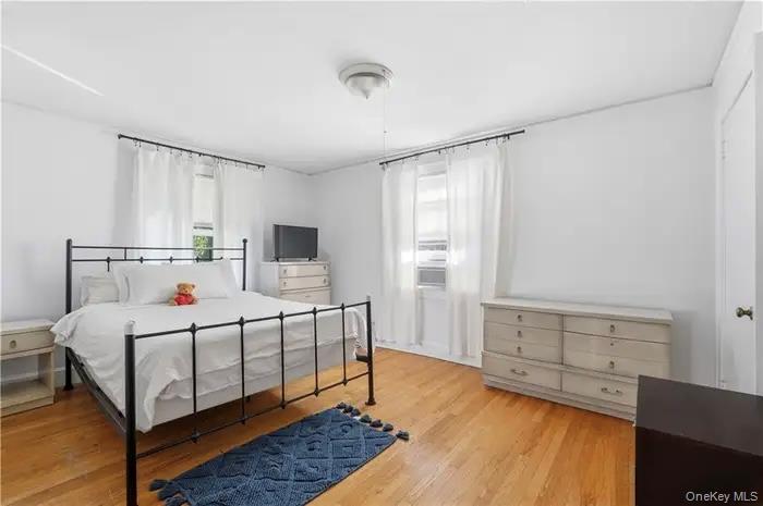 61 Oakland Avenue, Tuckahoe, NY 10707