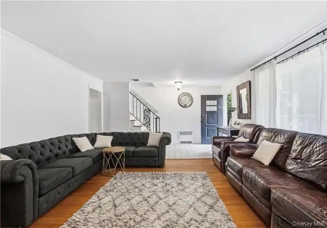 61 Oakland Avenue, Tuckahoe, NY 10707