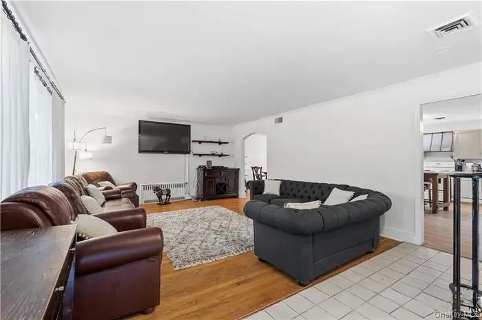 61 Oakland Avenue, Tuckahoe, NY 10707