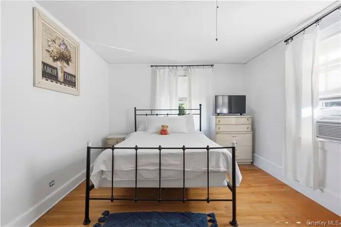 61 Oakland Avenue, Tuckahoe, NY 10707