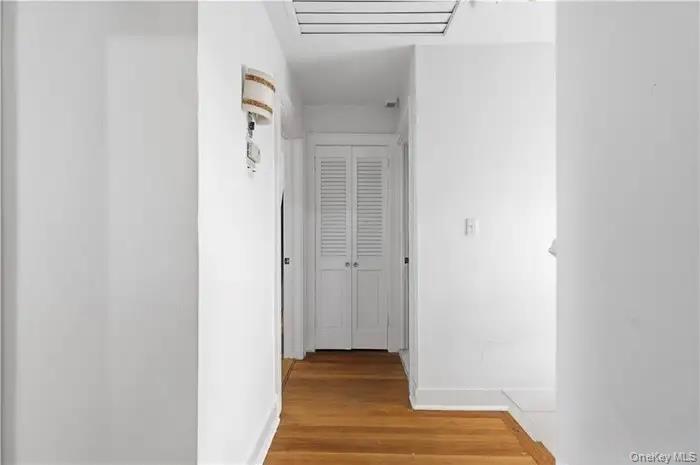 61 Oakland Avenue, Tuckahoe, NY 10707