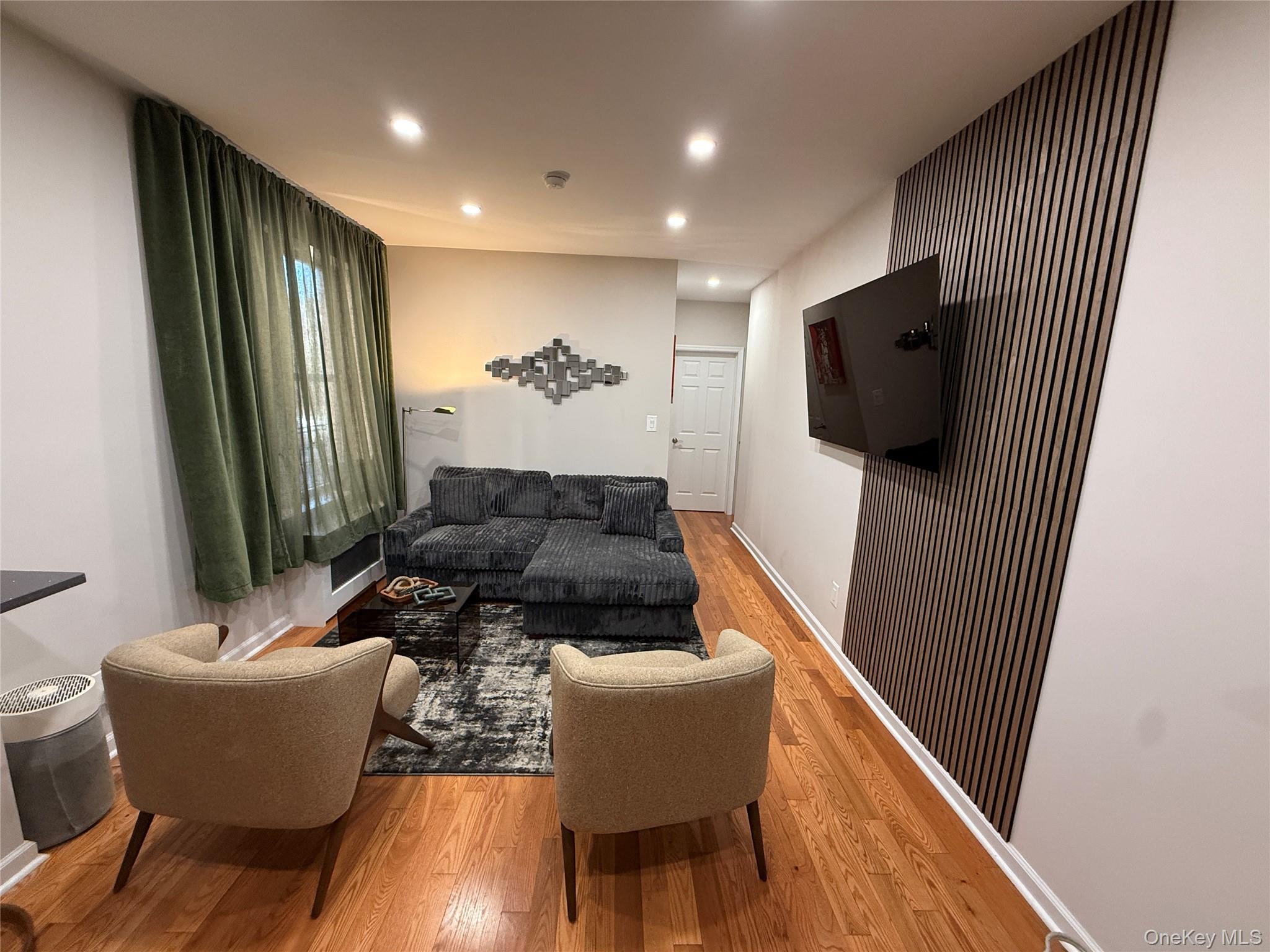 34-58 90th St # M2, Jackson Heights, NY 11372