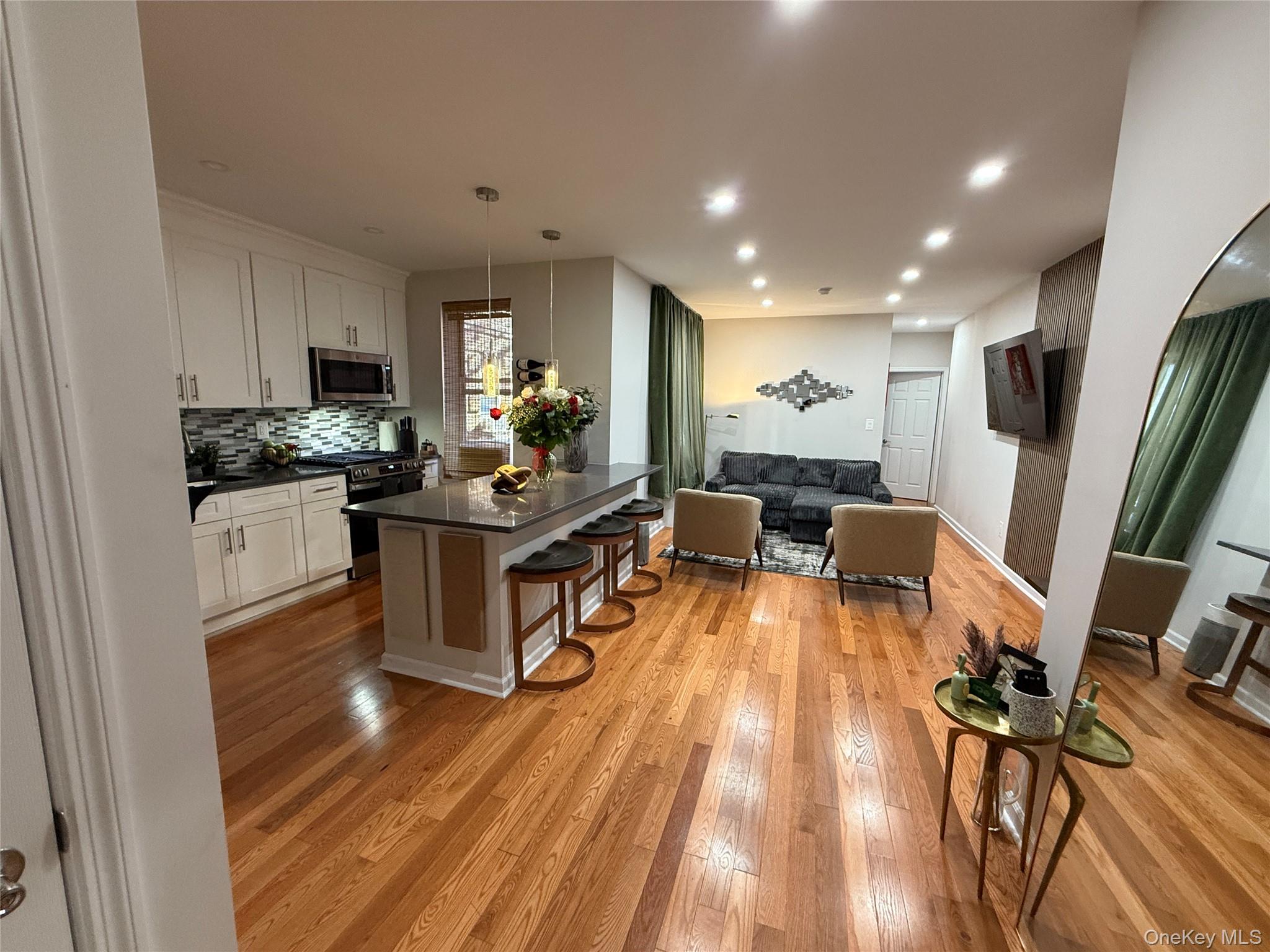 34-58 90th St # M2, Jackson Heights, NY 11372