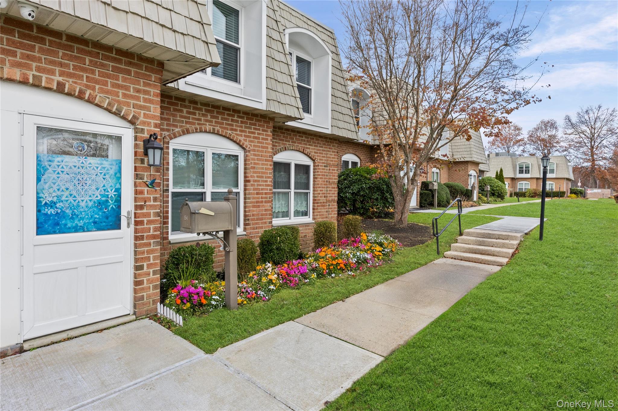 175 Main Avenue # 154, Wheatley Heights, NY 11798