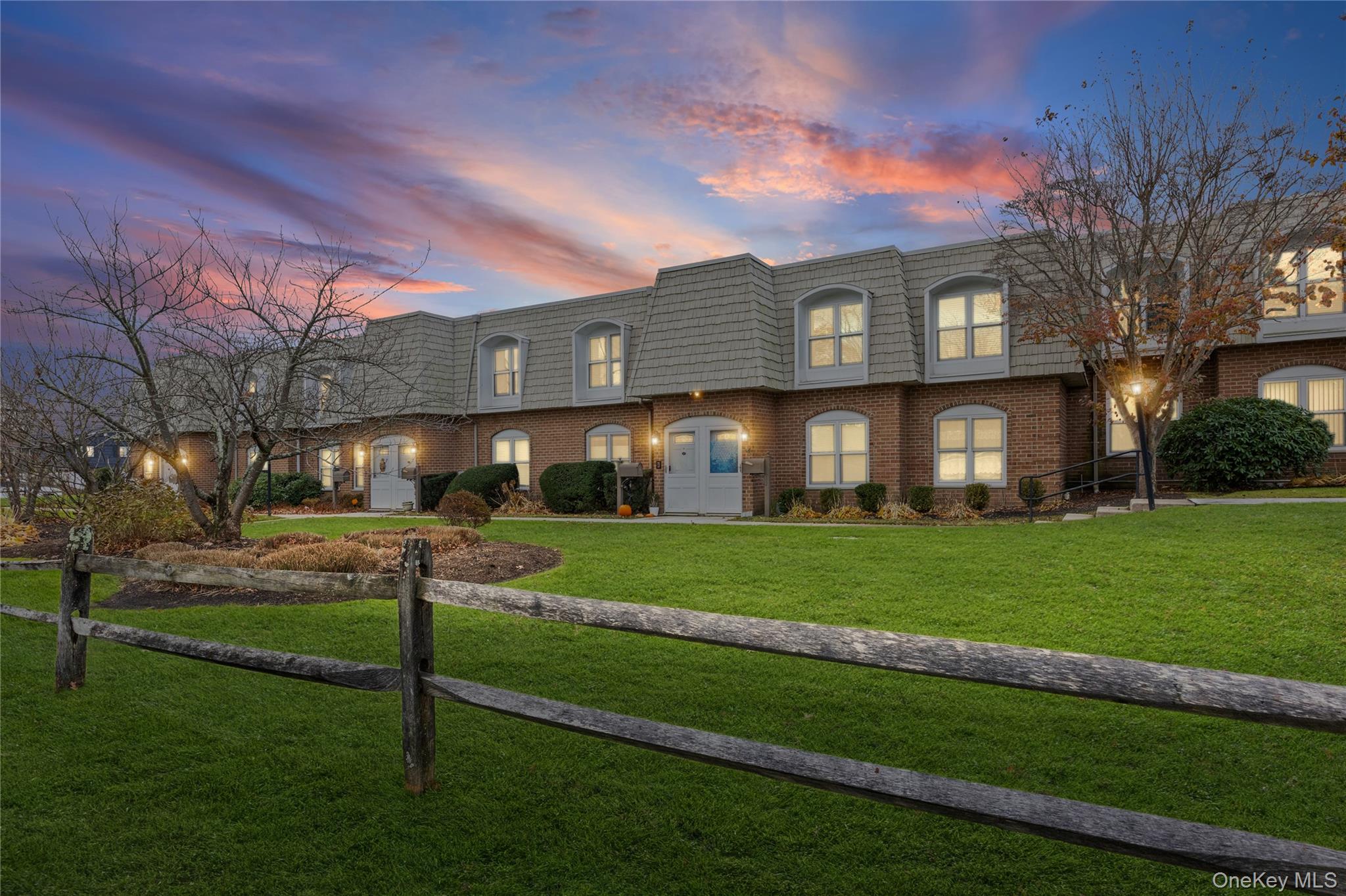 175 Main Avenue # 154, Wheatley Heights, NY 11798