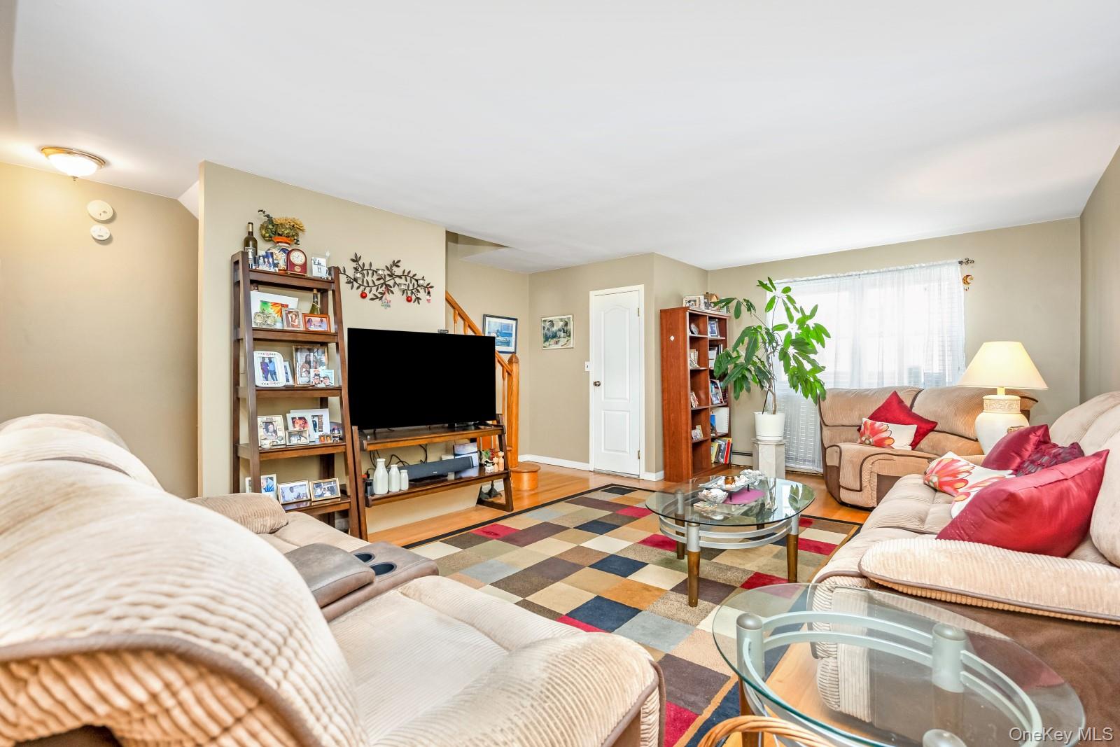 69-06 66 Road, Middle Village, NY 11379