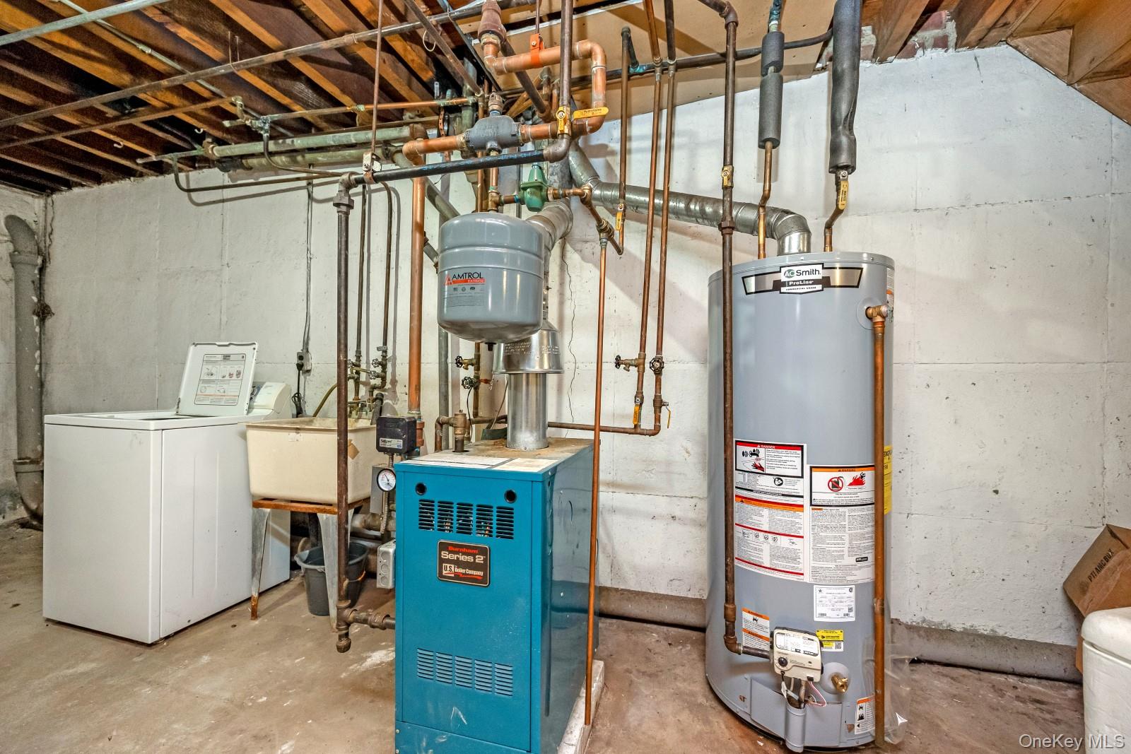 69-06 66 Road, Middle Village, NY 11379