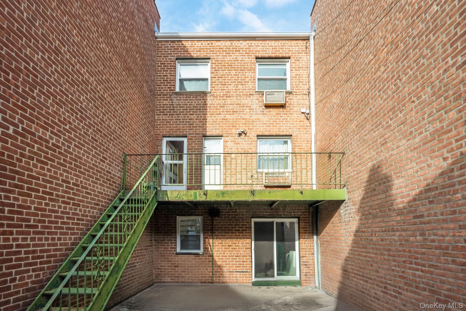 69-06 66 Road, Middle Village, NY 11379