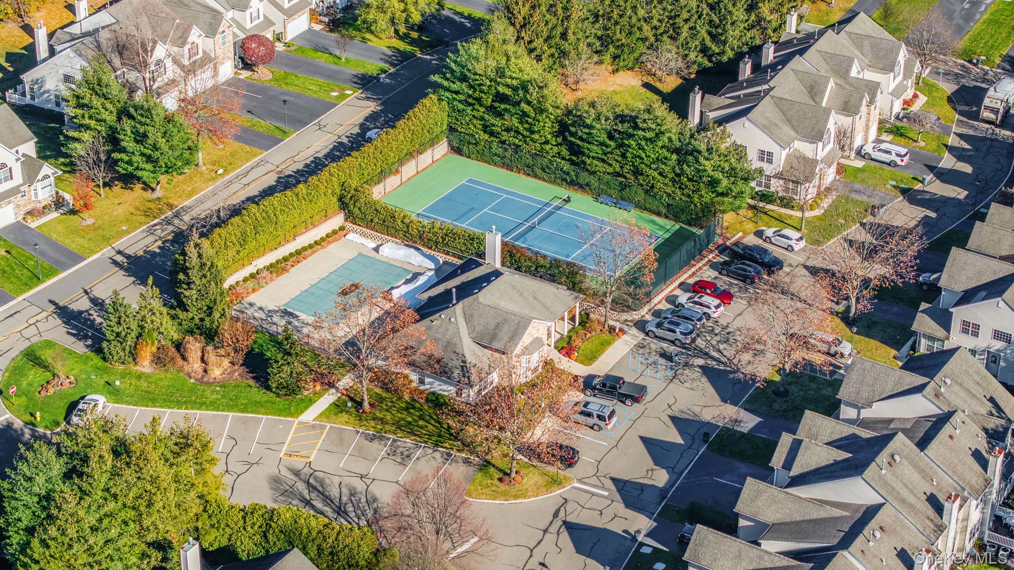 96 Manitou Trail # 96, Kings Park, NY 11754