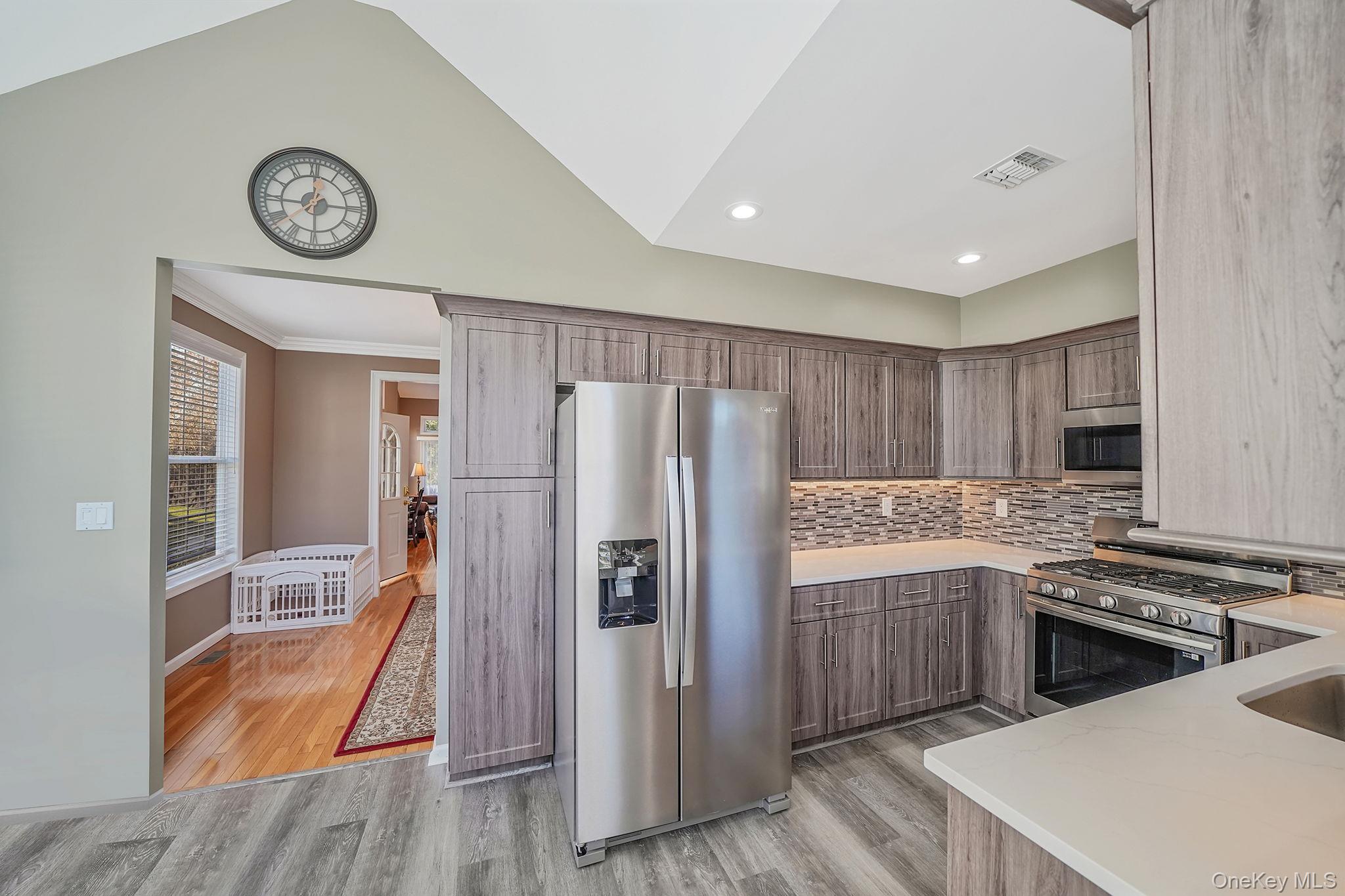 96 Manitou Trail # 96, Kings Park, NY 11754