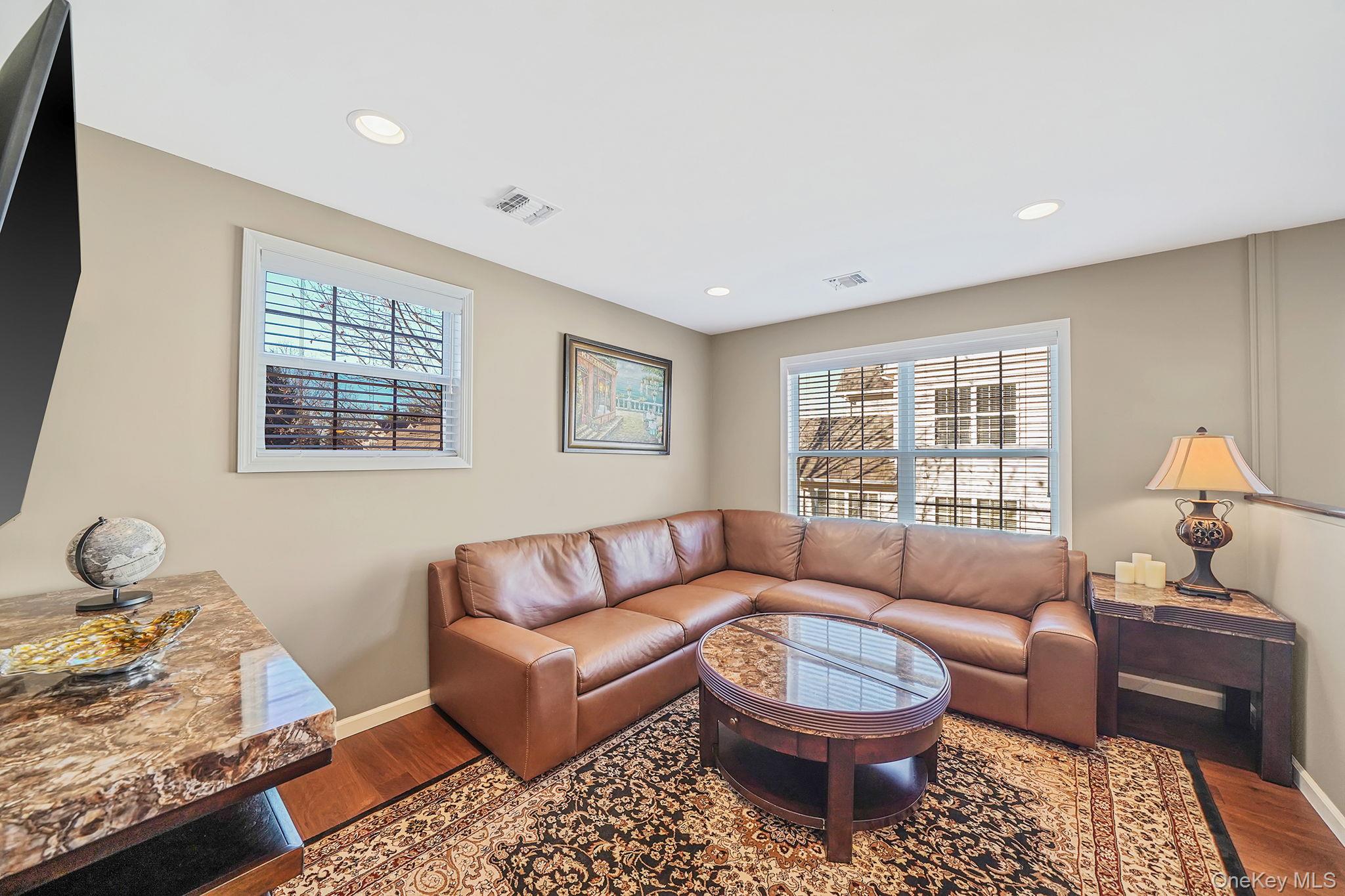 96 Manitou Trail # 96, Kings Park, NY 11754