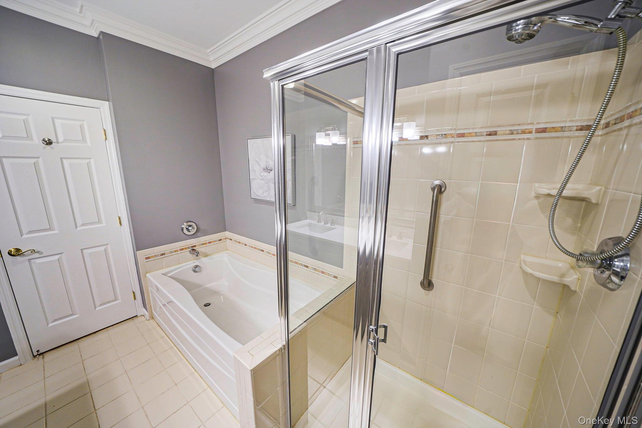 96 Manitou Trail # 96, Kings Park, NY 11754