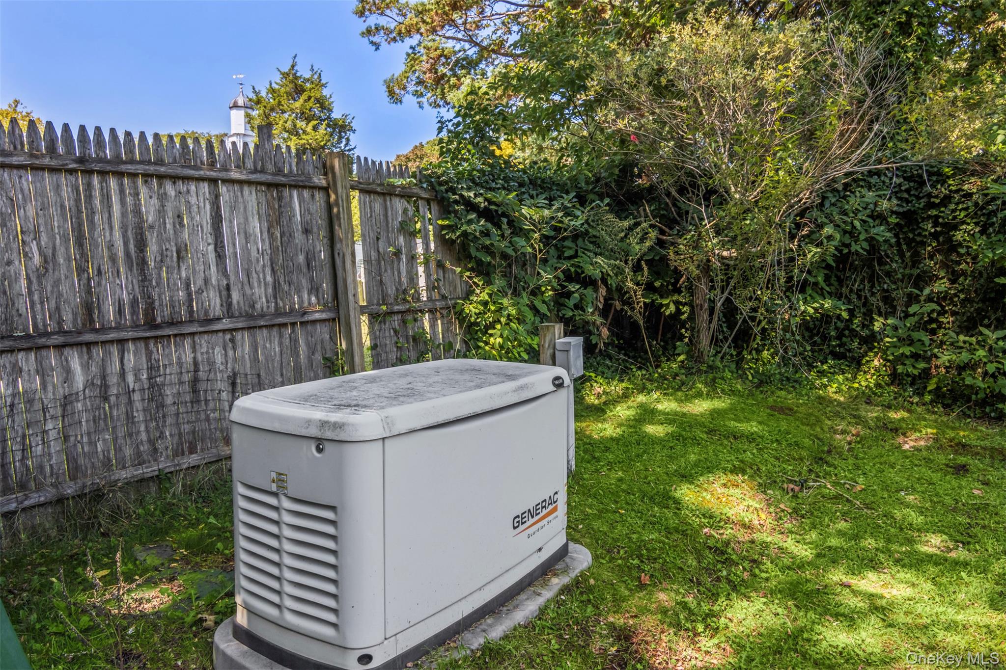 6 Vingut Lane, Setauket, NY 11733