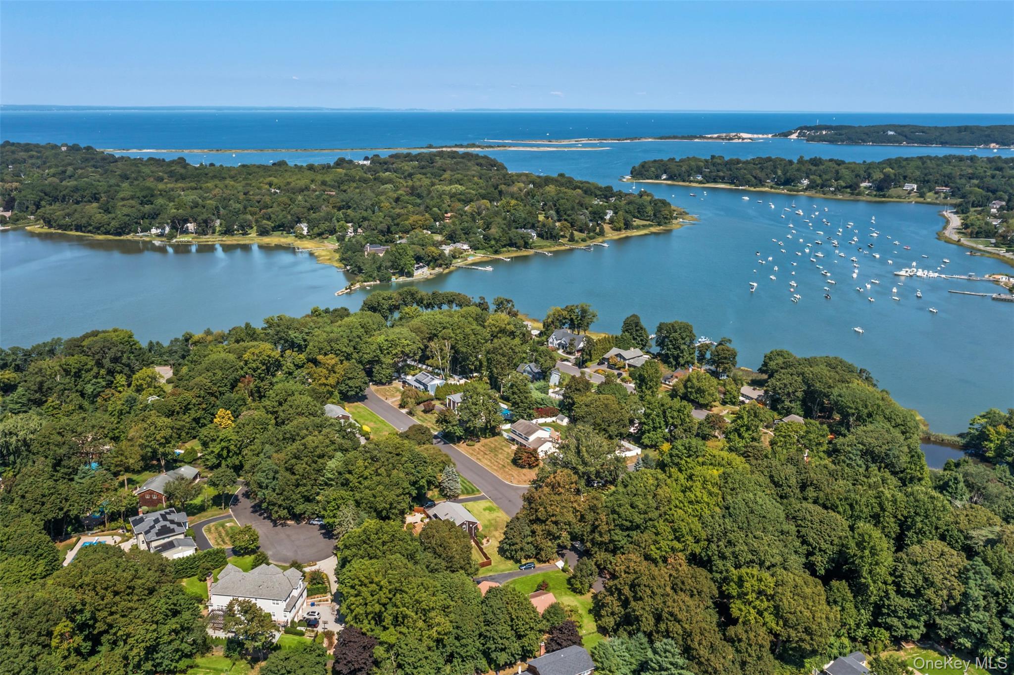 6 Vingut Lane, Setauket, NY 11733