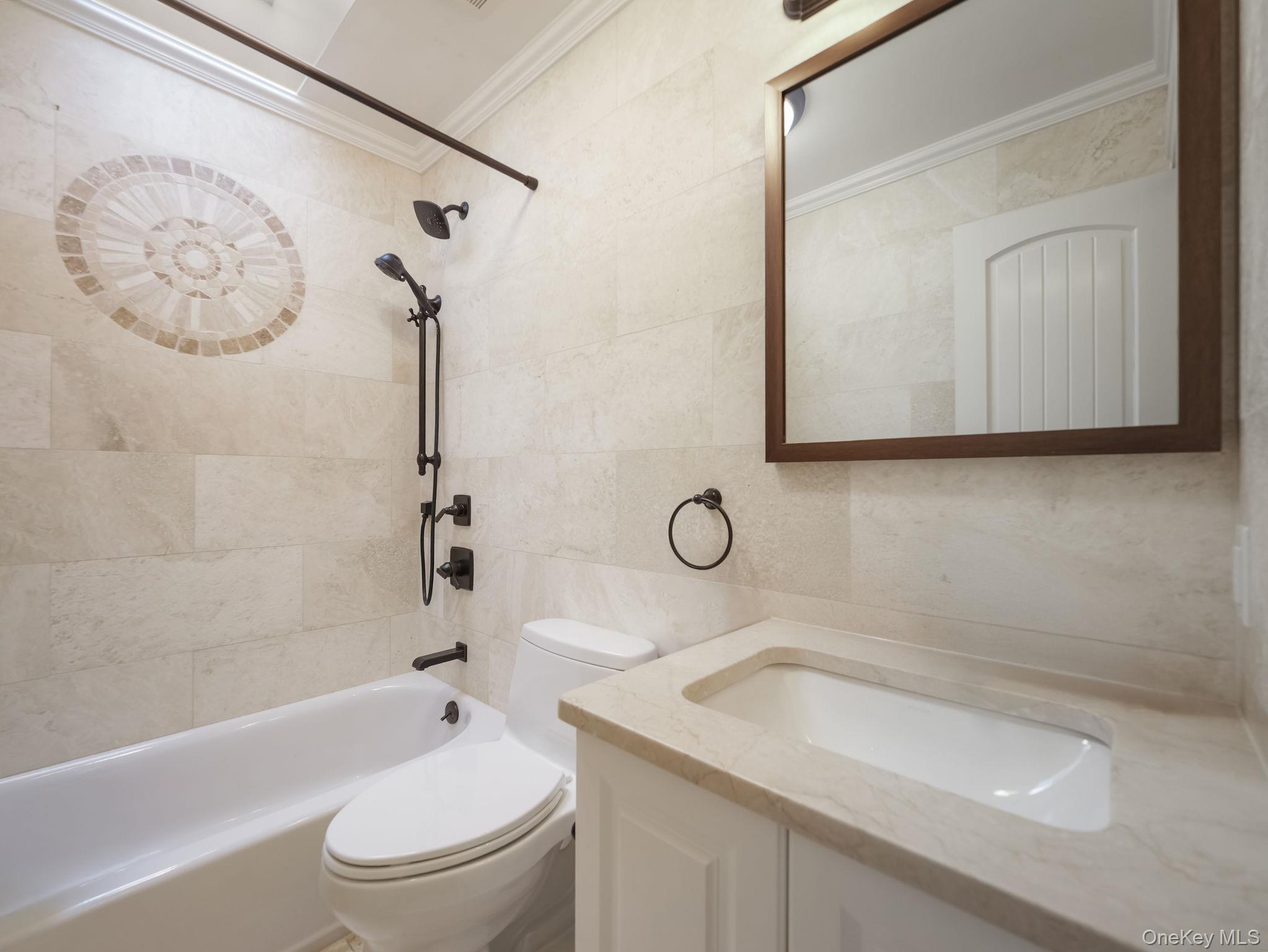 168 N Lincoln Street, Pearl River, NY 10965