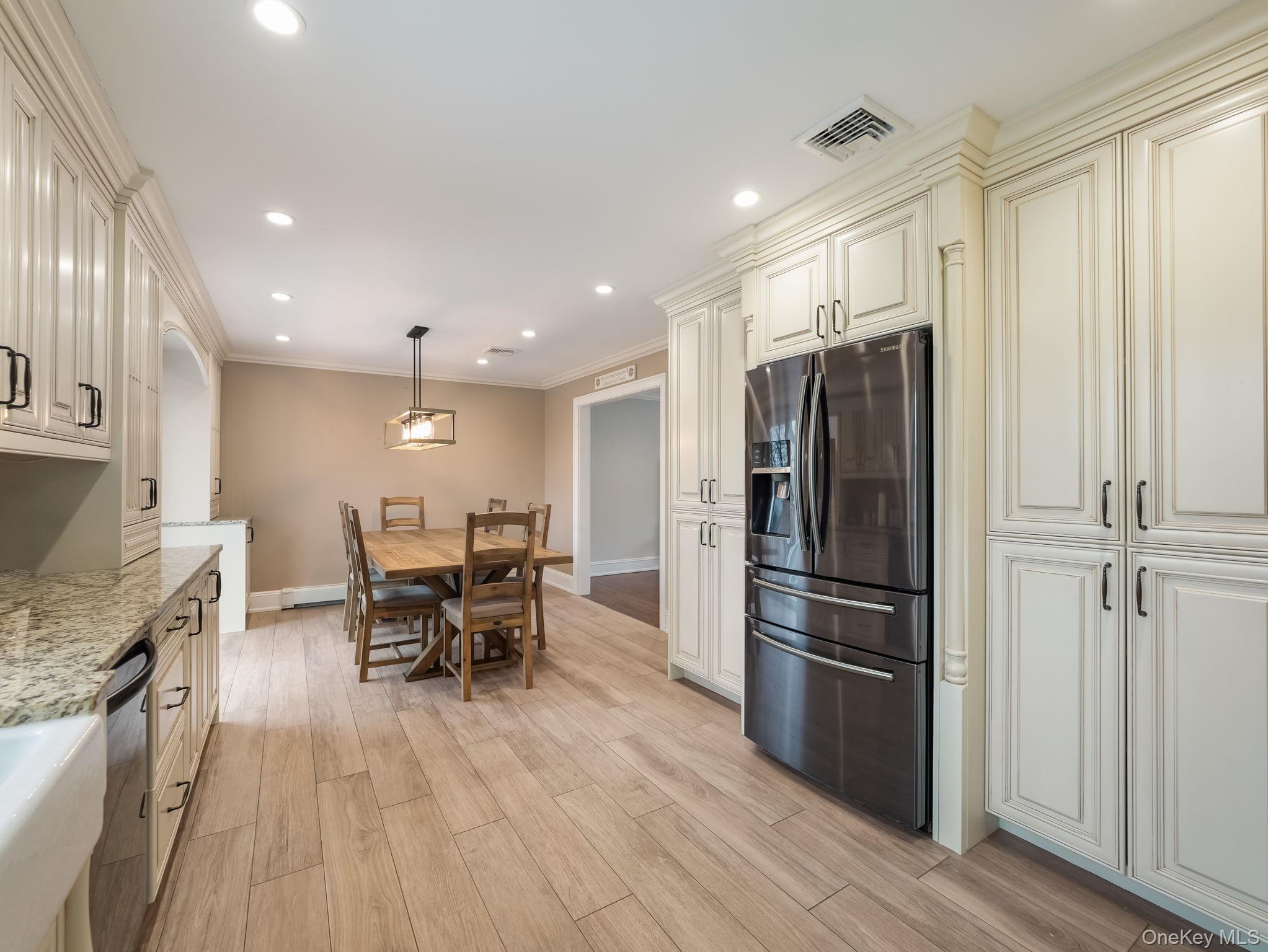 168 N Lincoln Street, Pearl River, NY 10965