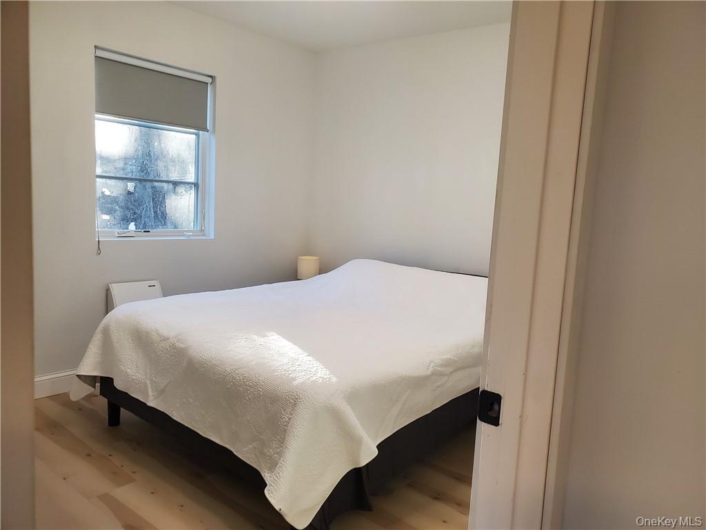 44 Dellenbaugh Road, Cragsmoor, NY 12566