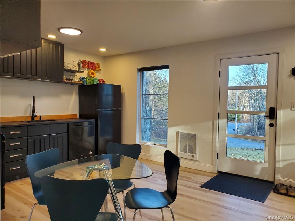 44 Dellenbaugh Road, Cragsmoor, NY 12566