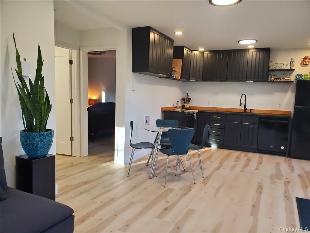 44 Dellenbaugh Road, Cragsmoor, NY 12566