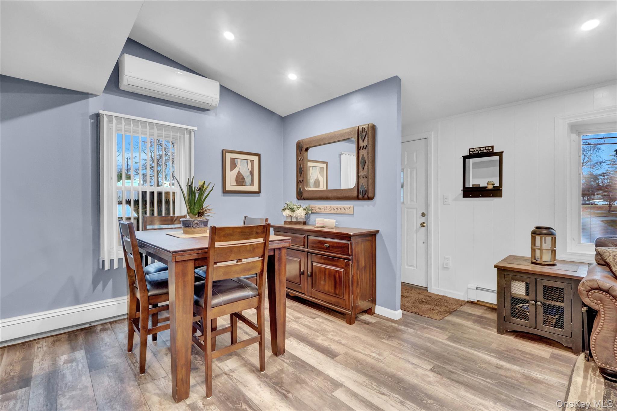 27 Kirby Lane, Ronkonkoma, NY 11779