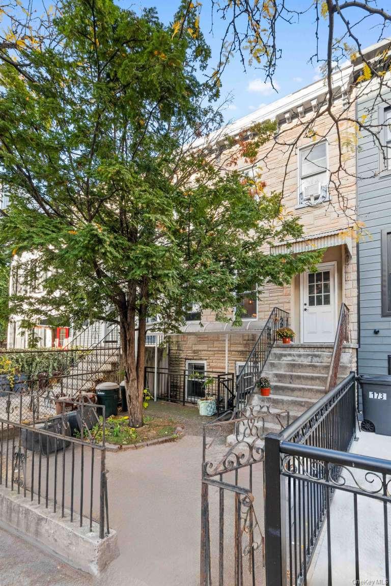 171 8th Street, Brooklyn, NY 11215