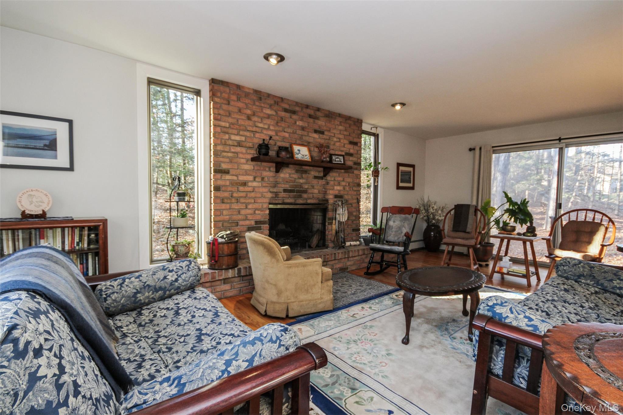 5 Van Court, Hyde Park, NY 12538