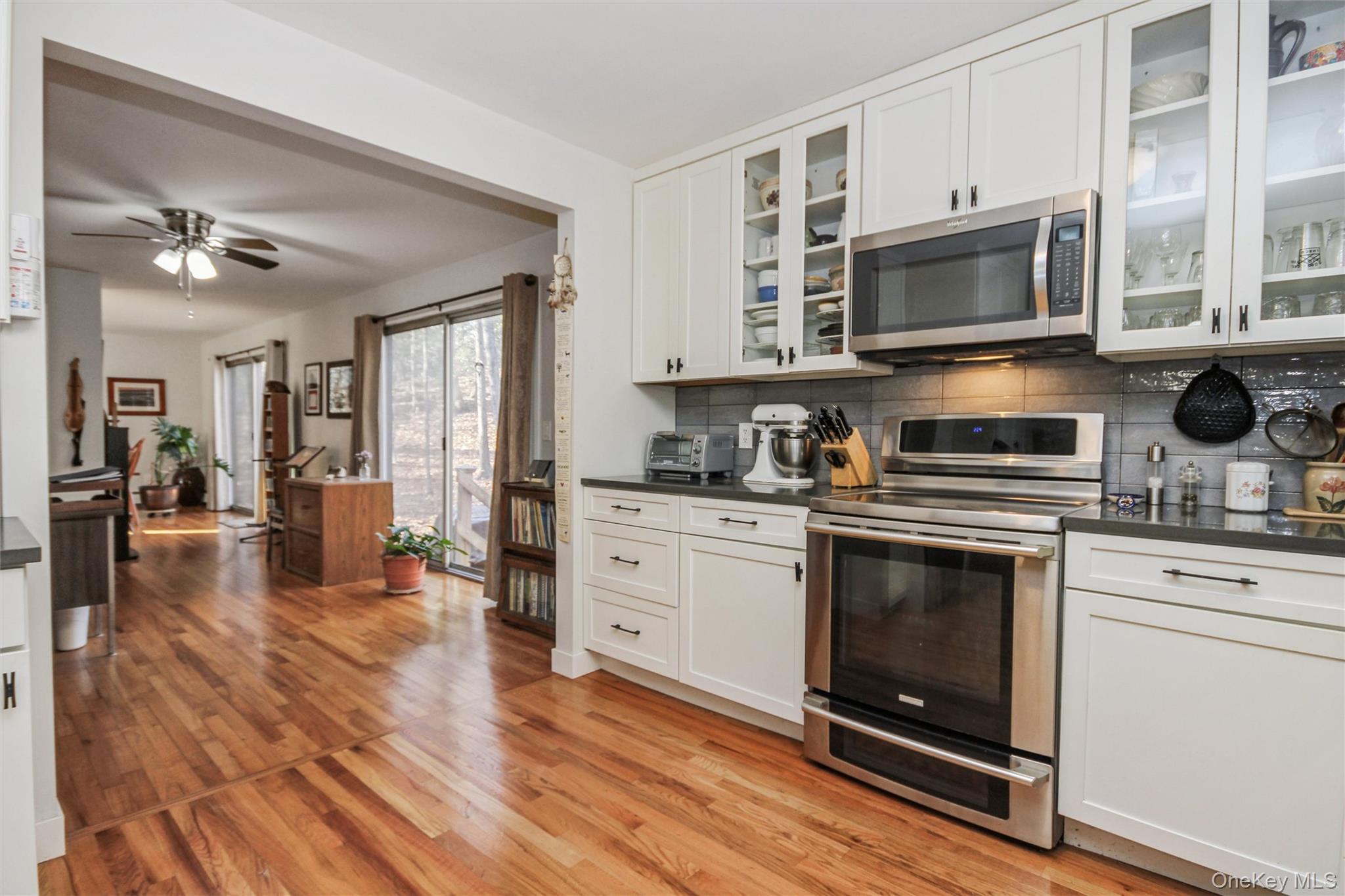 5 Van Court, Hyde Park, NY 12538