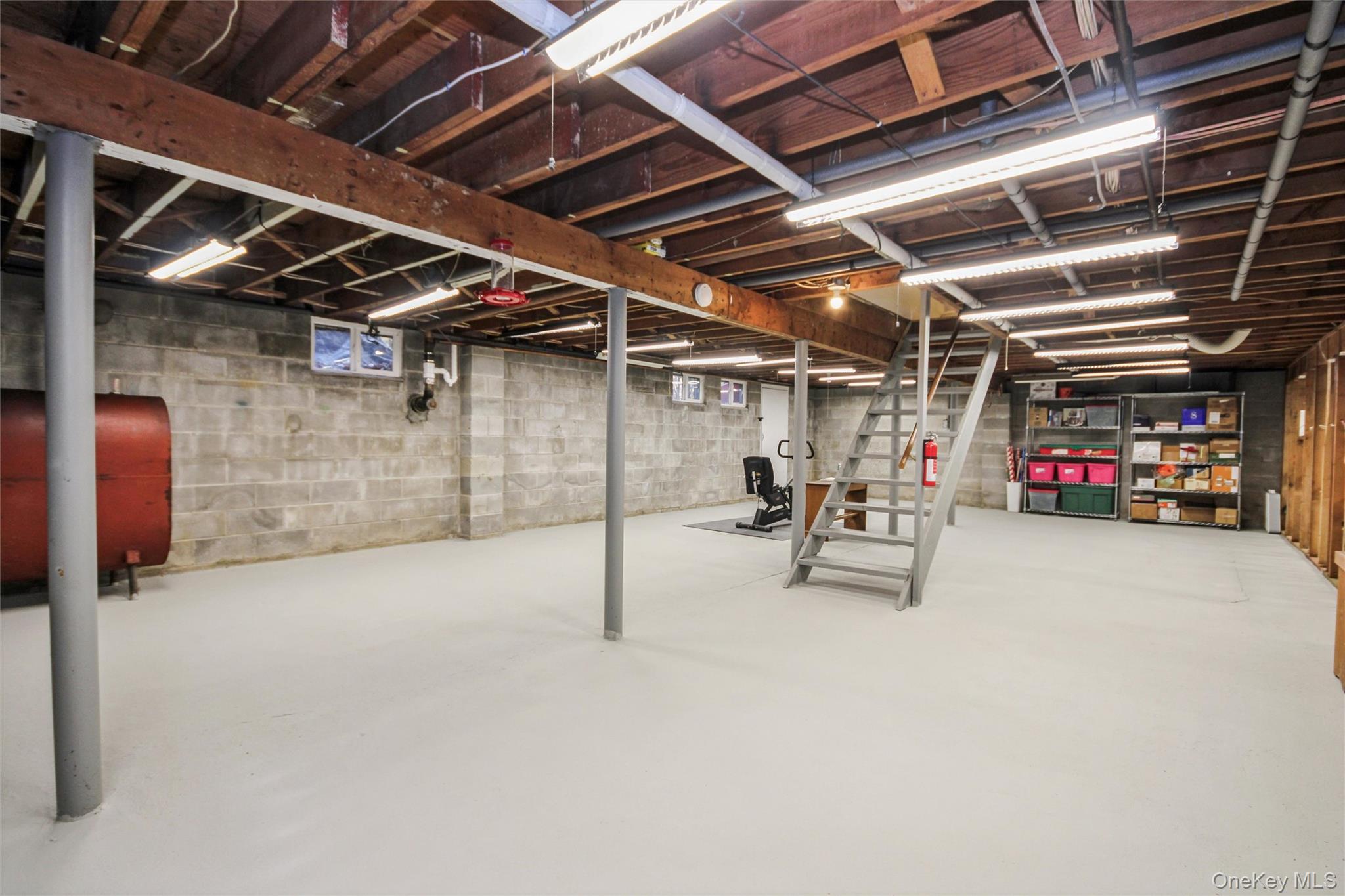 5 Van Court, Hyde Park, NY 12538