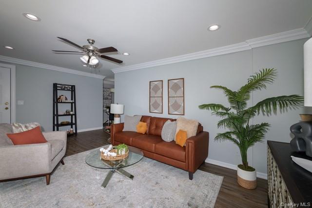 45 Golden Avenue # J07, Deer Park, NY 11729