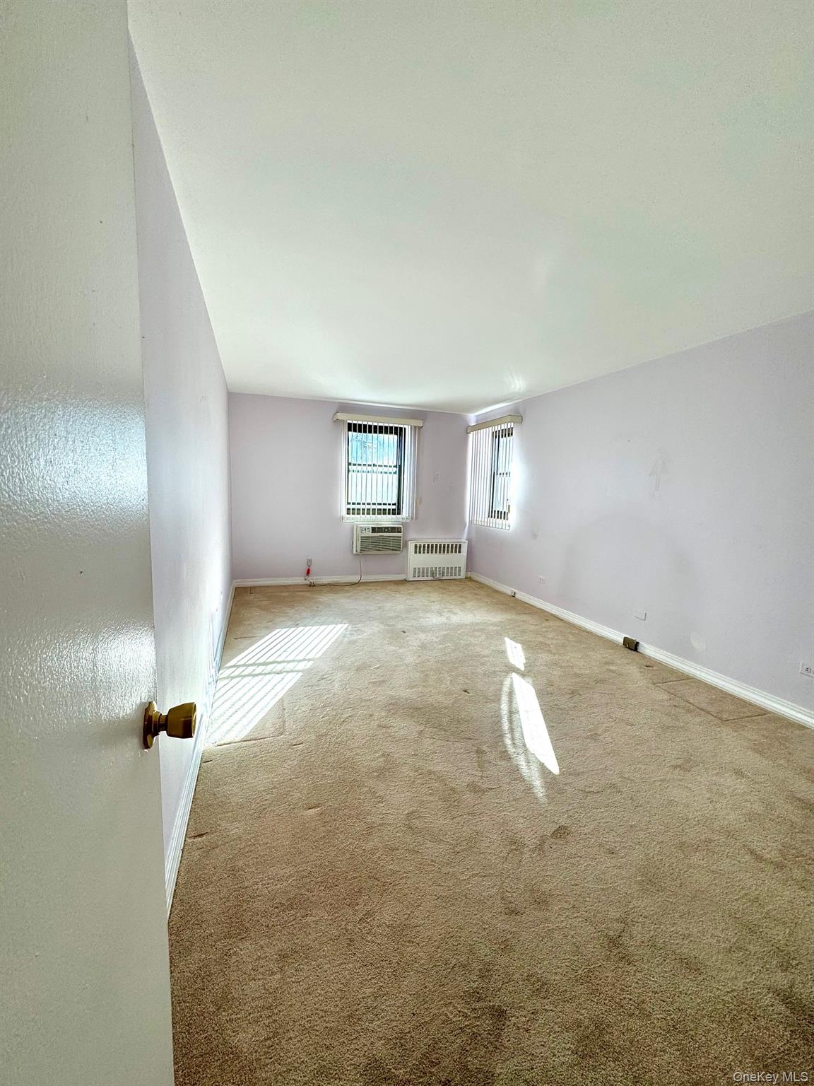 85-10 151st Avenue # 3M, Howard Beach, NY 11414