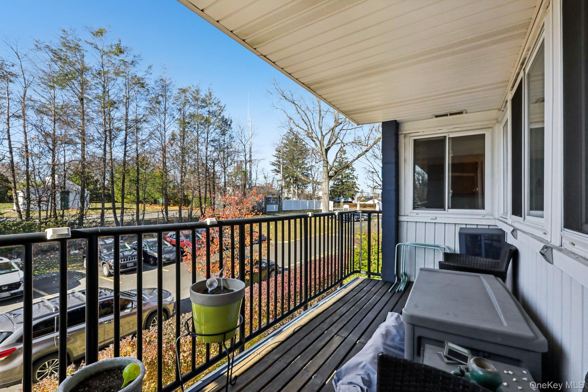 4 Wyndover Woods Lane # 12, White Plains, NY 10603