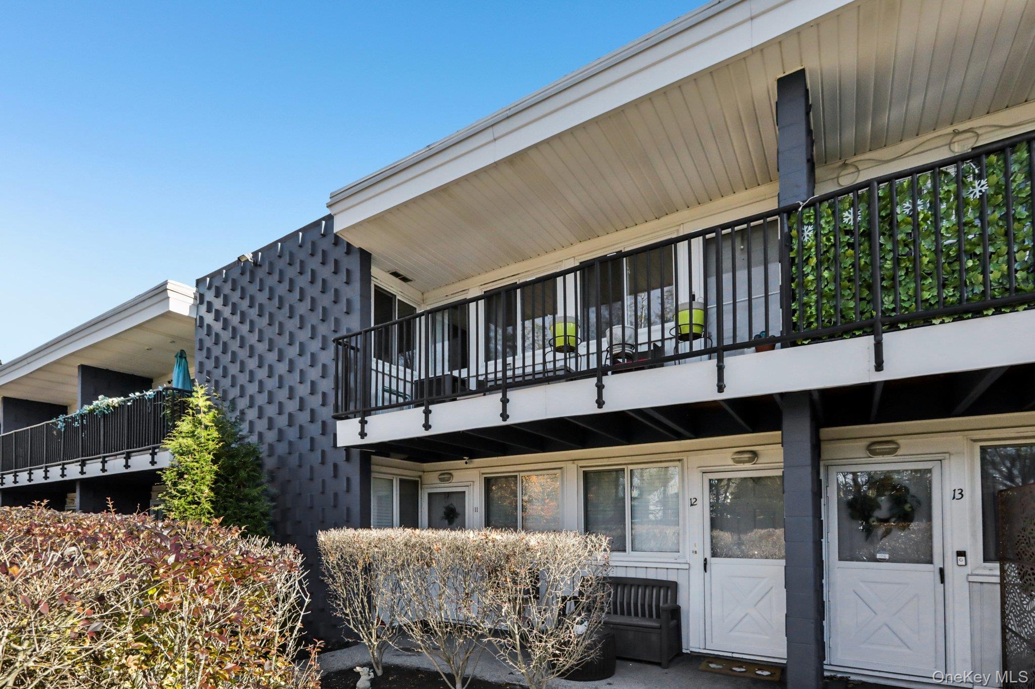 4 Wyndover Woods Lane # 12, White Plains, NY 10603