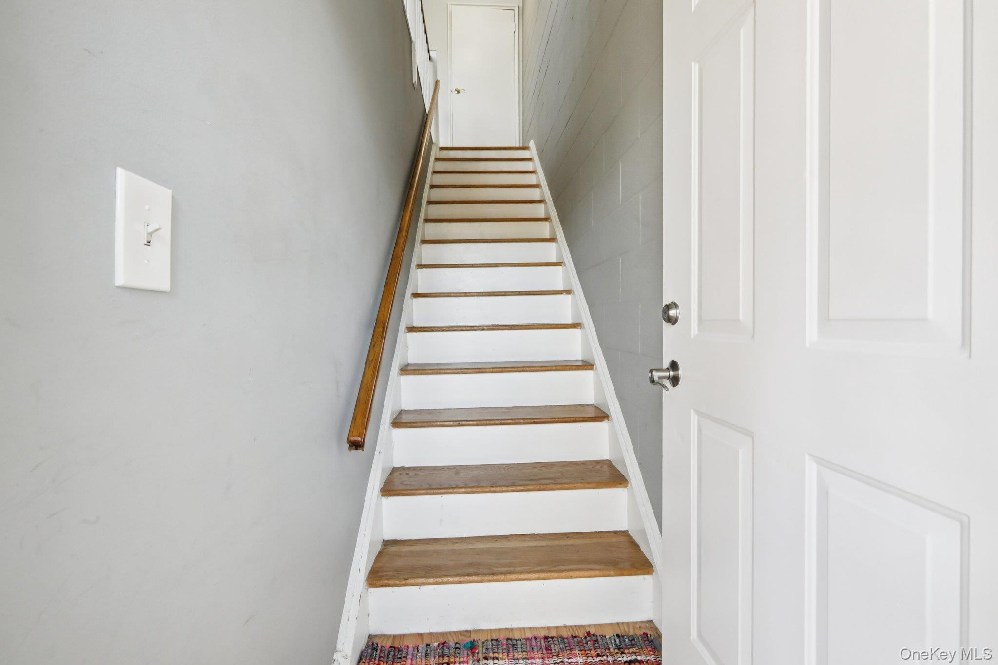 4 Wyndover Woods Lane # 12, White Plains, NY 10603