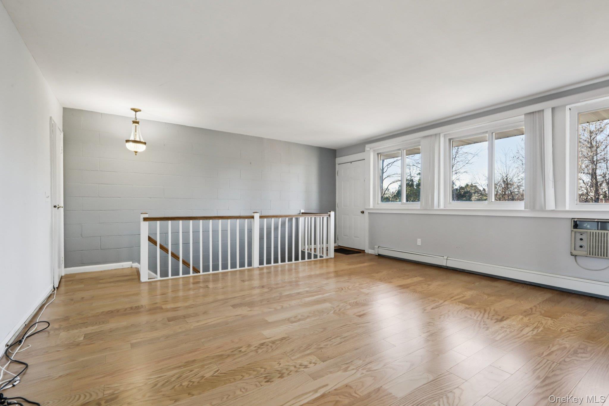 4 Wyndover Woods Lane # 12, White Plains, NY 10603