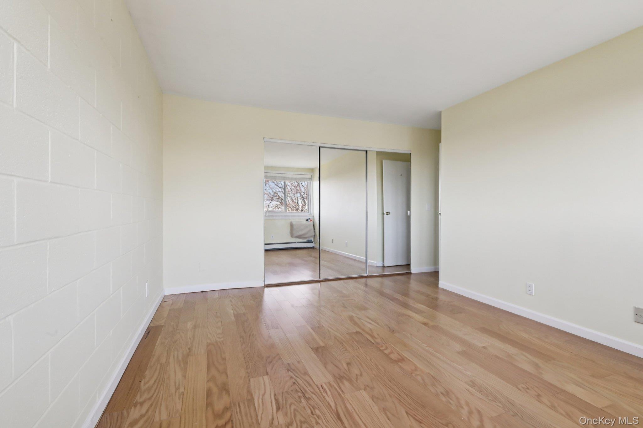 4 Wyndover Woods Lane # 12, White Plains, NY 10603