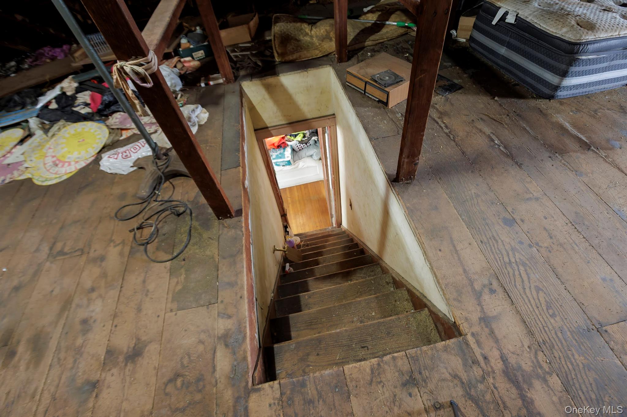 21819 139th Avenue, Springfield Gardens, NY 11413