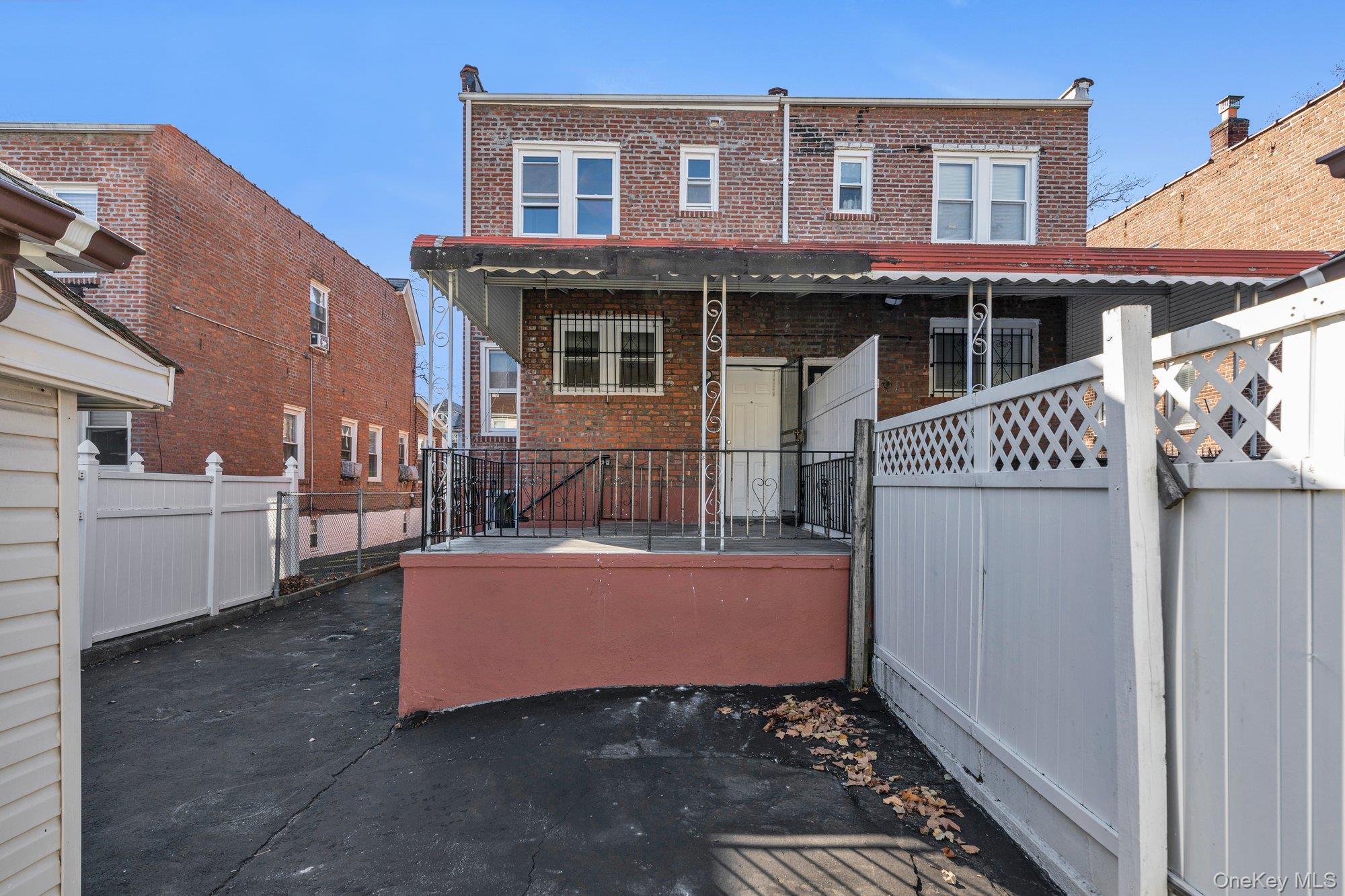 8835 Vanderveer Street, Queens Village, NY 11427