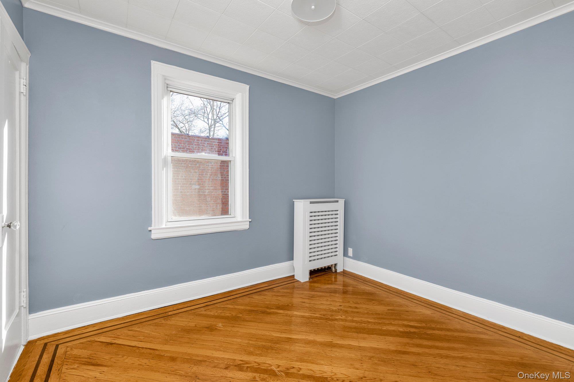 8835 Vanderveer Street, Queens Village, NY 11427