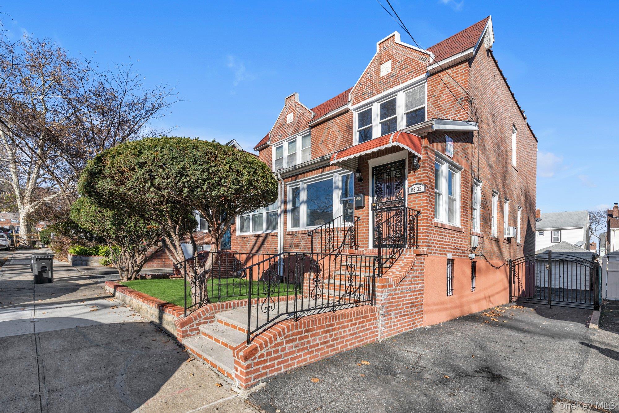 8835 Vanderveer Street, Queens Village, NY 11427