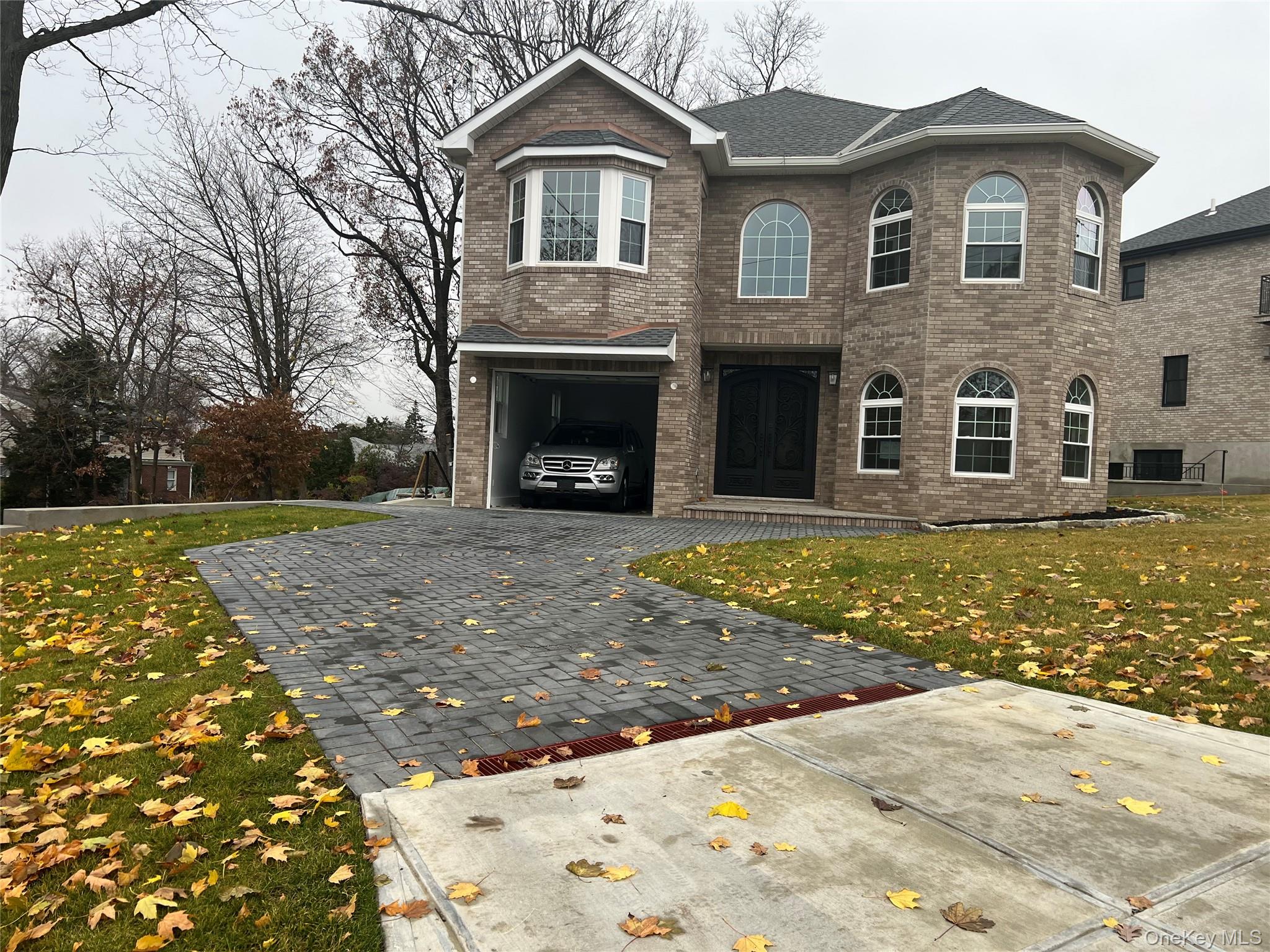 23 Sunlight Hill, Yonkers, NY 10704