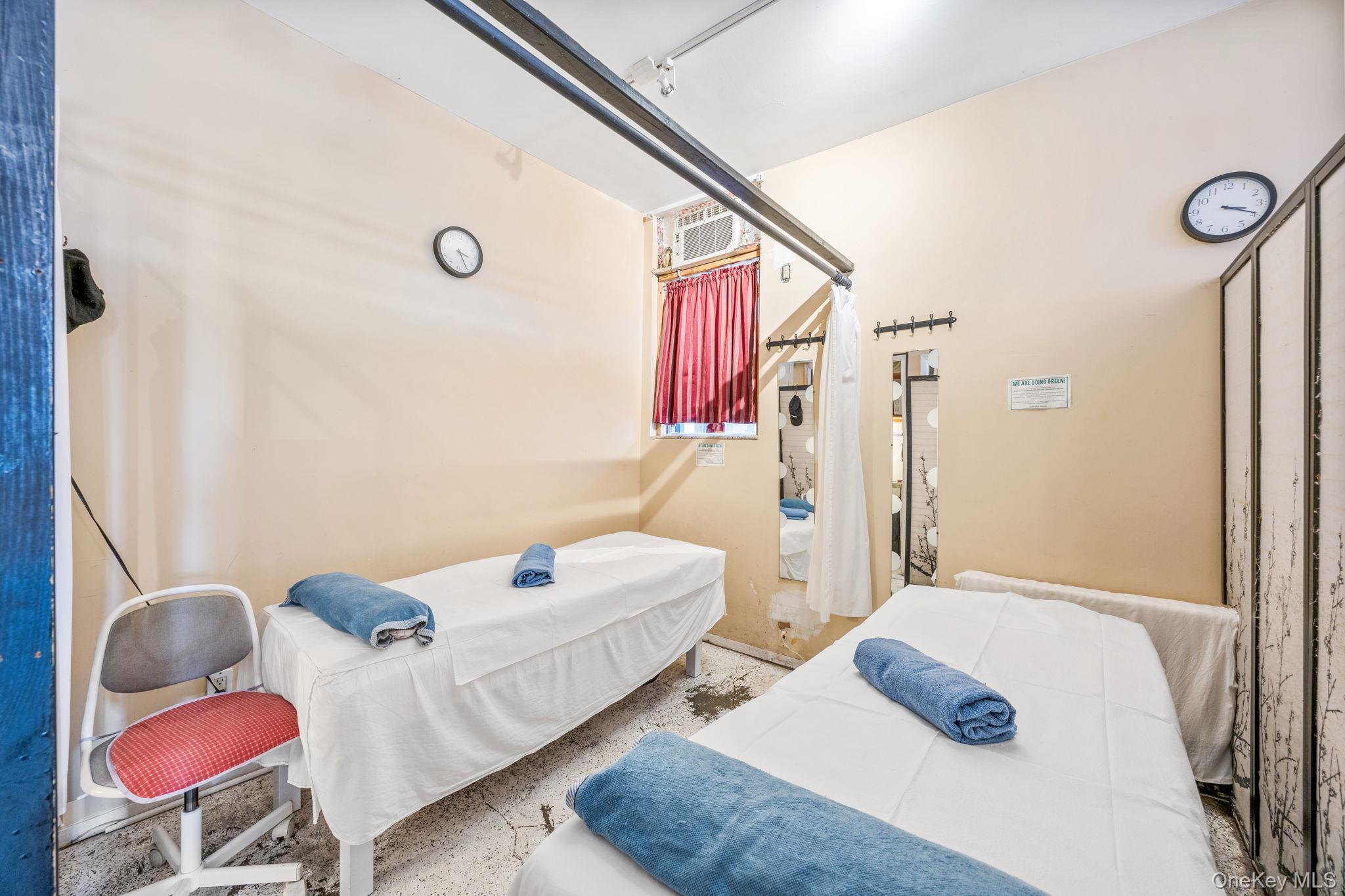 188 N 8th St Street, Brooklyn, NY 11211