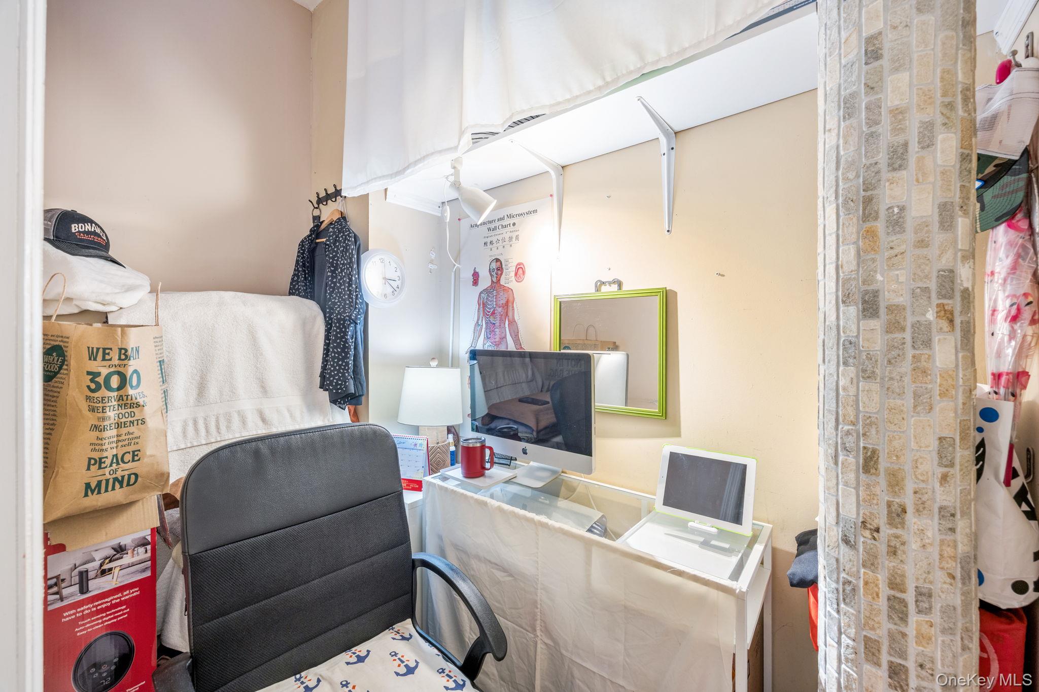 188 N 8th St Street, Brooklyn, NY 11211